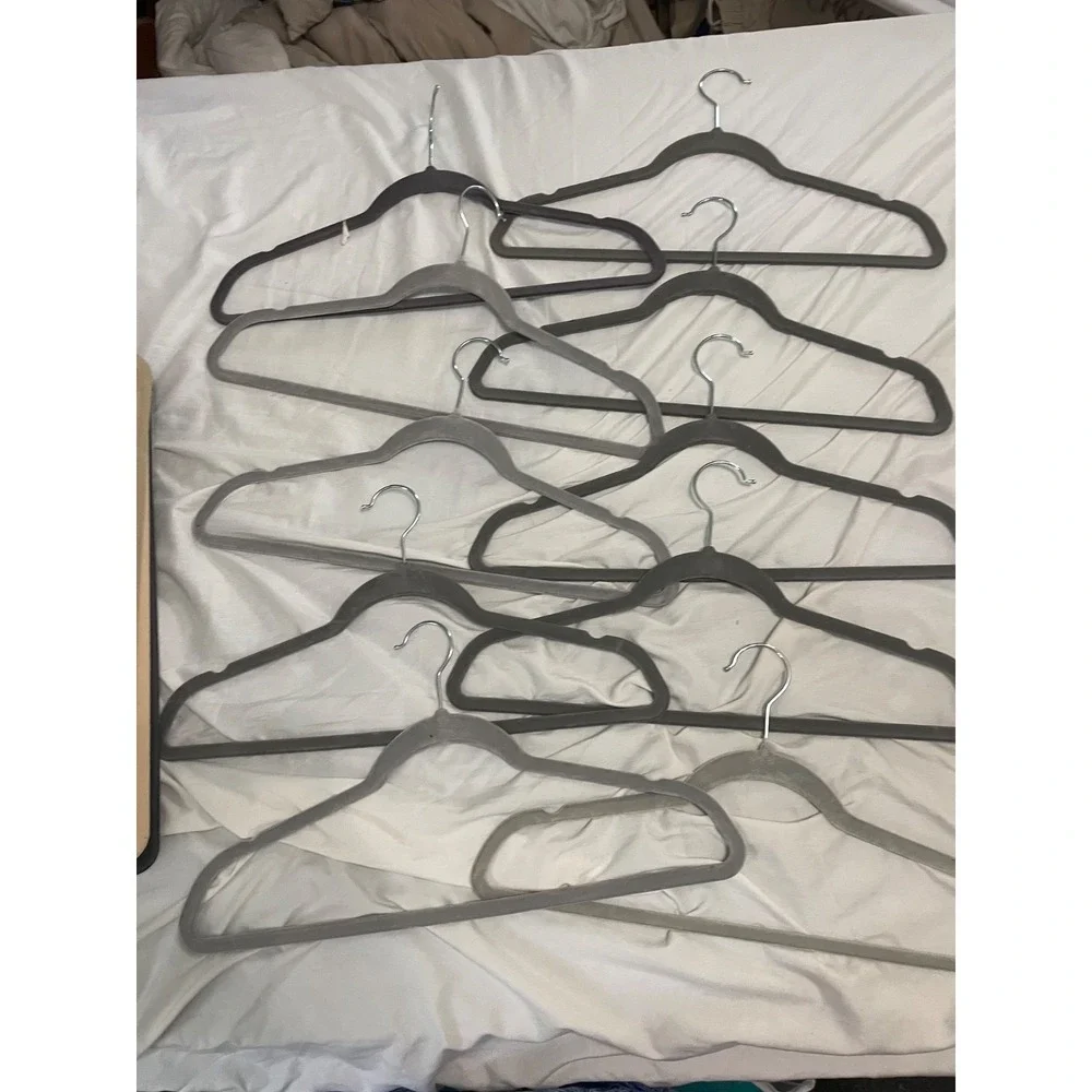 Lot of 10 multi grey Velvet Hangers Non-Slip Slim